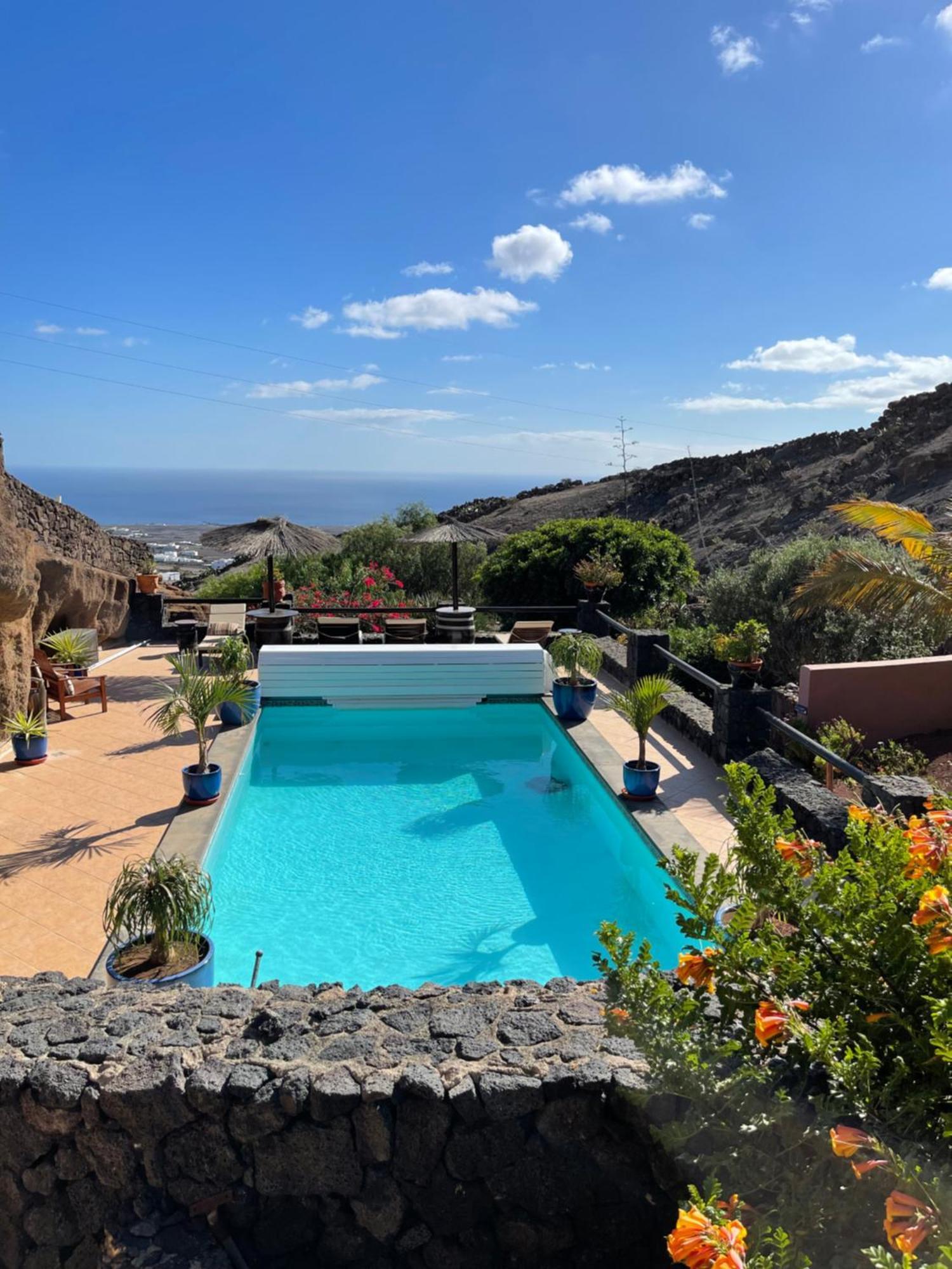 Castillo Lanzarote Villa Sophie - Luxury Villa -Sleep In A Volcanic Cave With Heated Pool 티아즈 외부 사진
