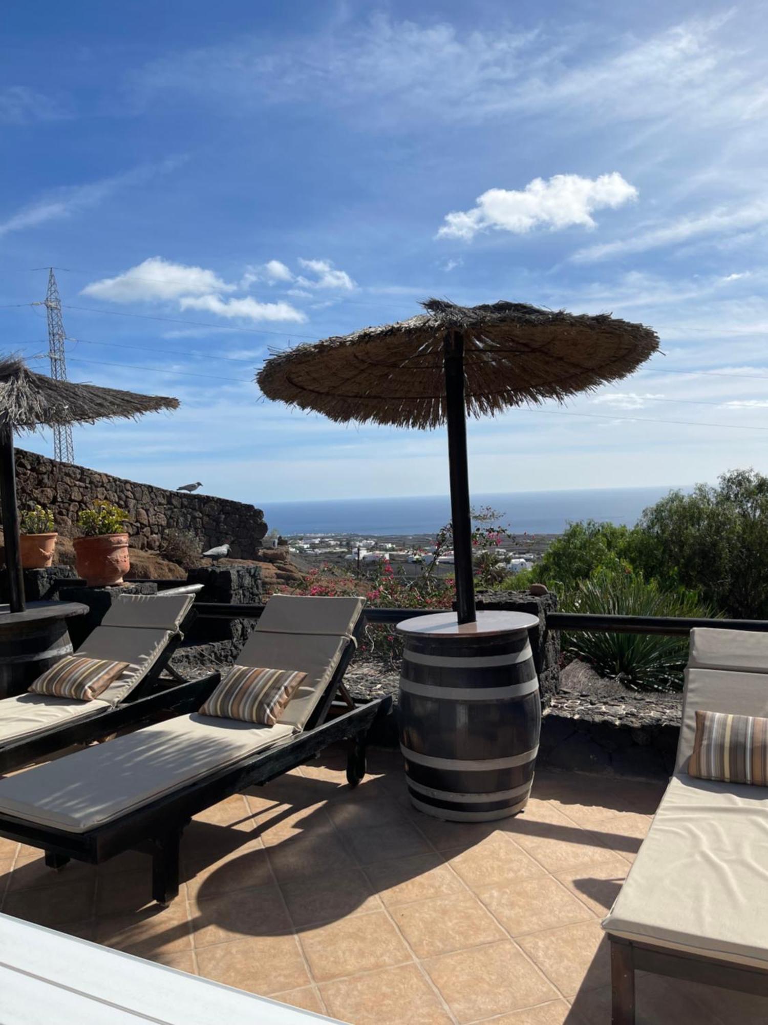 Castillo Lanzarote Villa Sophie - Luxury Villa -Sleep In A Volcanic Cave With Heated Pool 티아즈 외부 사진