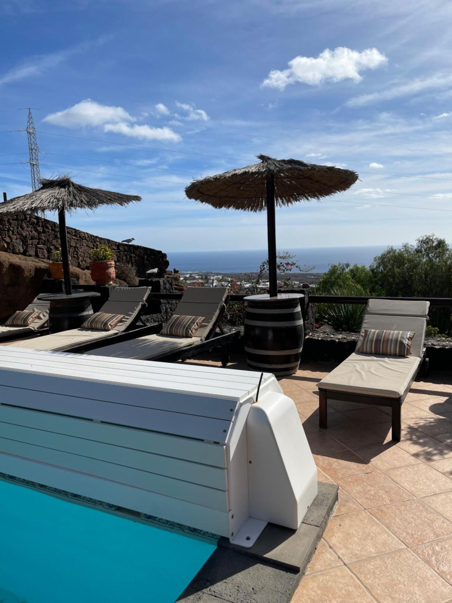Castillo Lanzarote Villa Sophie - Luxury Villa -Sleep In A Volcanic Cave With Heated Pool 티아즈 외부 사진